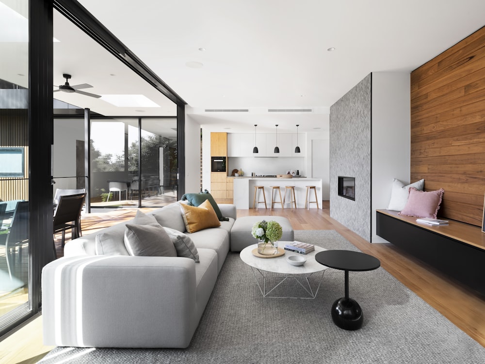 Family Apartment with balcony at Divintra Vista Hills